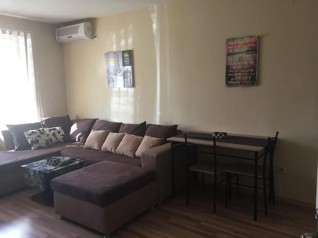 Pirotska Apartment Gn / Free Garage Sofia Bulgaria