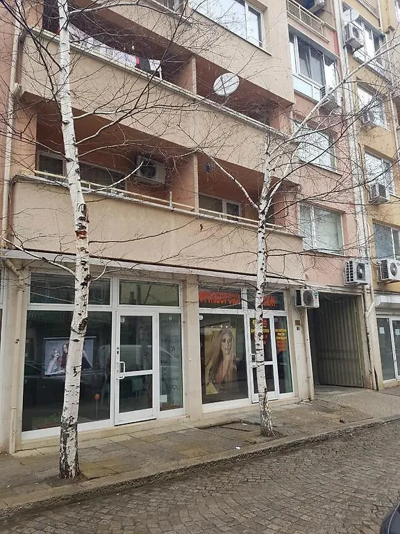 Pirotska Apartment Gn / Free Garage Sofia
